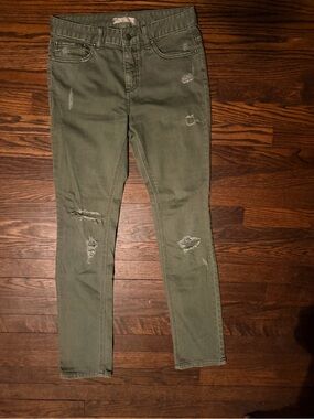 NWOT Free People Olive Green Distressed Skinny Jeans Women’s Size 28
